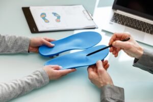 conservative behandeling van hallux valgus met steunzolen